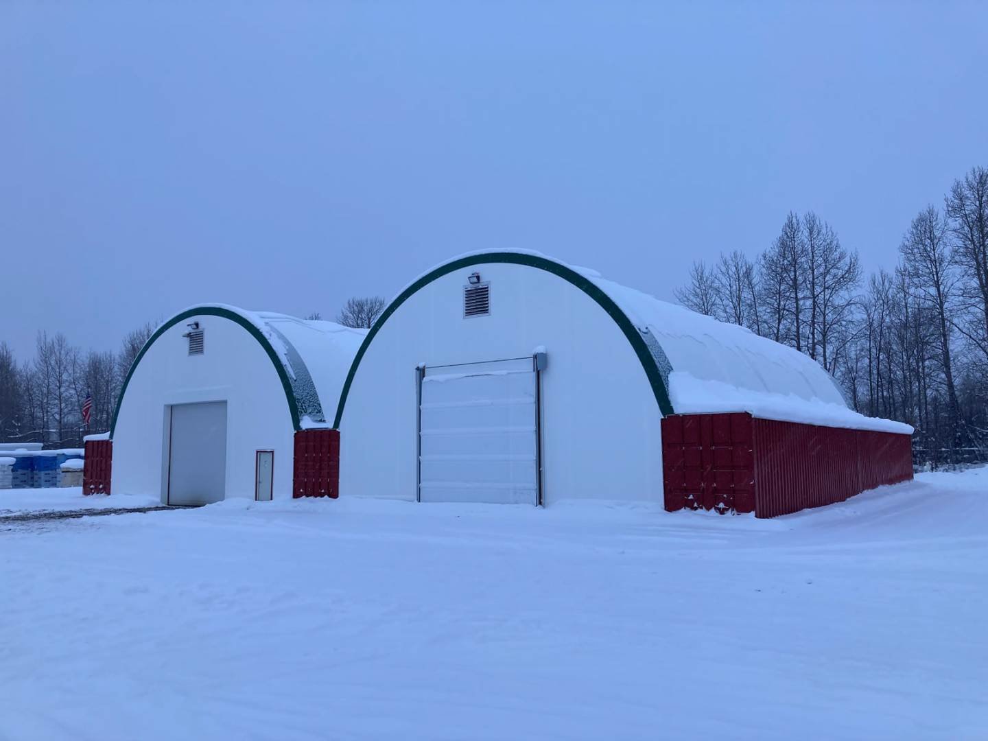fabric-buildings-snow